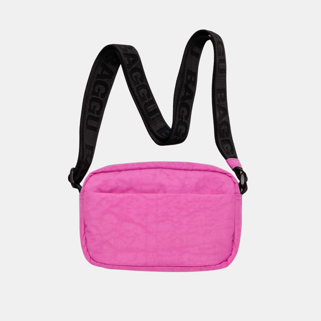 Pink store deals fanny pack