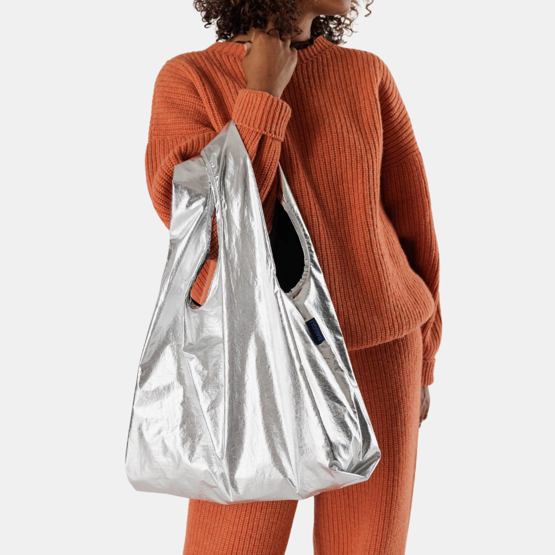 Metallic Silver Standard Baggu